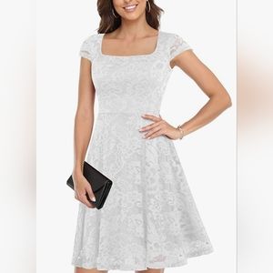 Womens Plus Size Cap-Sleeve Lace Floral Dress